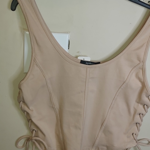 Ambiance Beige Laced-up Side Corset Cropped Top - Picture 4 of 6